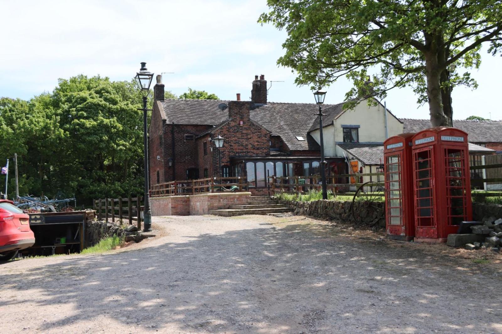 Malthouse Farm Cottage Studio Dilhorne 外观 照片